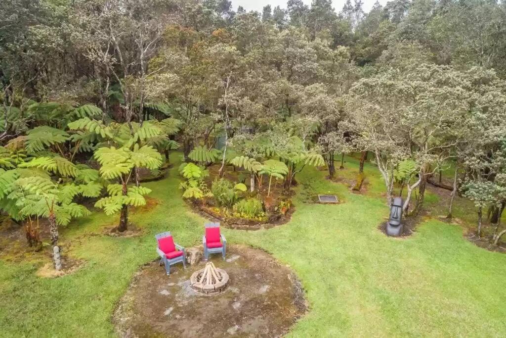 Hau'Oli Place Tiki Cottage In Volcano Exteriér fotografie